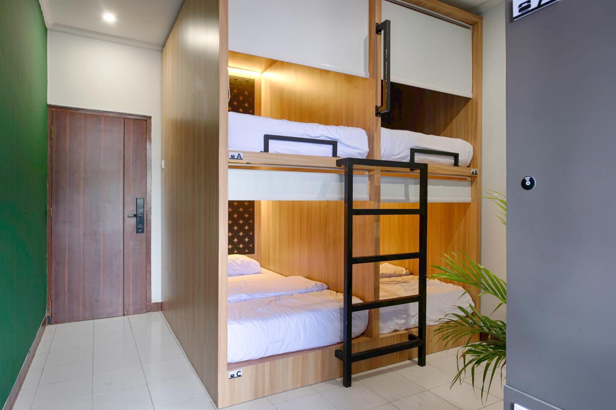 Hubs Hostel يوغياكارتا المظهر الخارجي الصورة